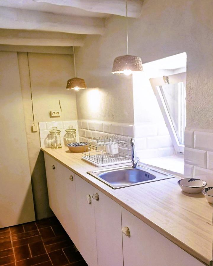 El Castell De Seguero Apartment Beuda Екстериор снимка