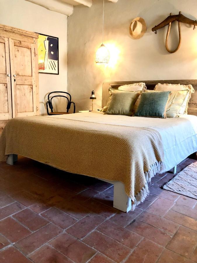 El Castell De Seguero Apartment Beuda Екстериор снимка