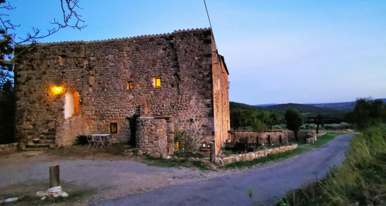 El Castell De Seguero Apartment Beuda Екстериор снимка
