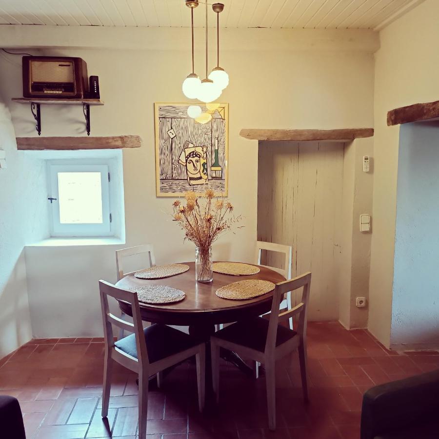 El Castell De Seguero Apartment Beuda Екстериор снимка